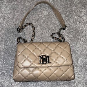 Badgley Mischka Quilted Chain Strap Bag - Nude